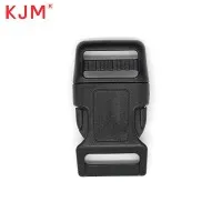 ペットのリードや首輪用のプラスチック製のバックル